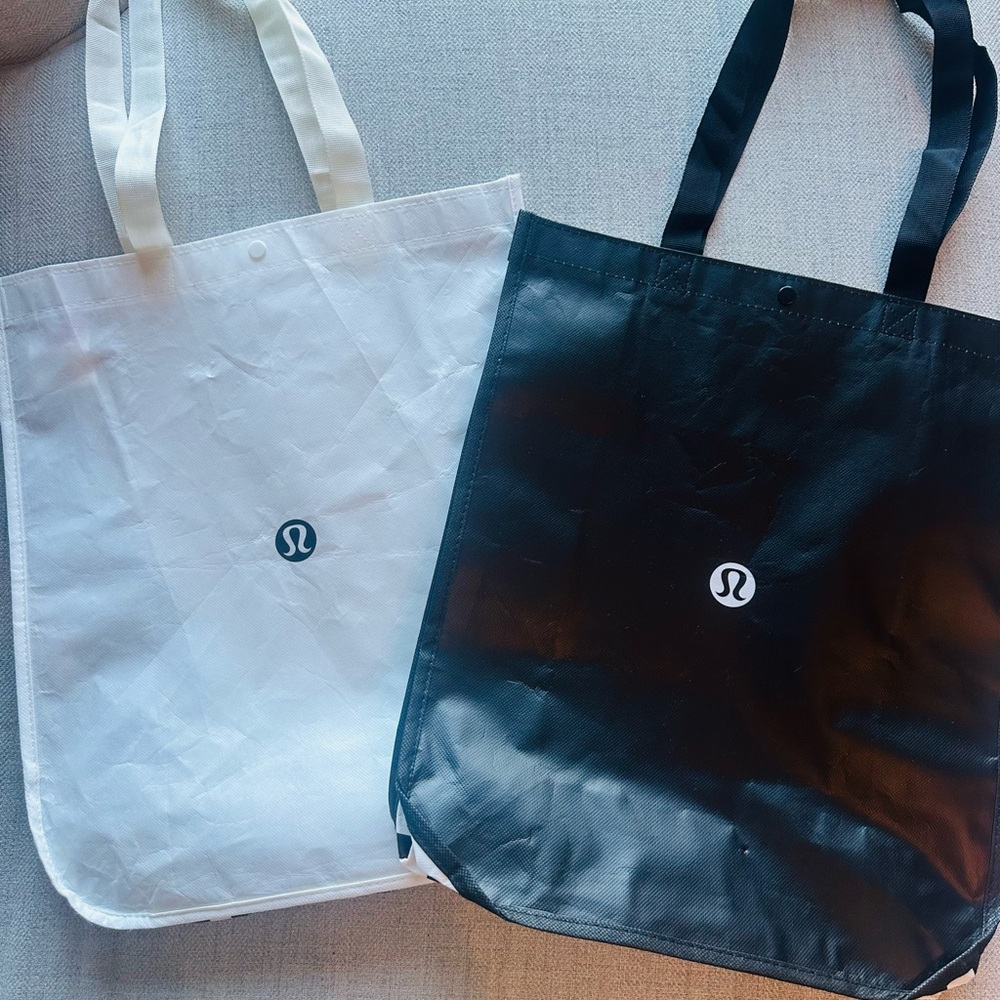 lululemon athletica Black and White Reusable Tote Duo